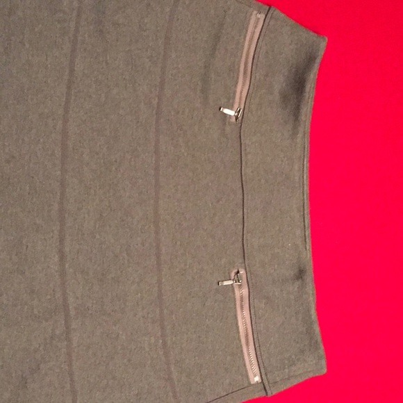 Athleta Skirt - Picture 4 of 9